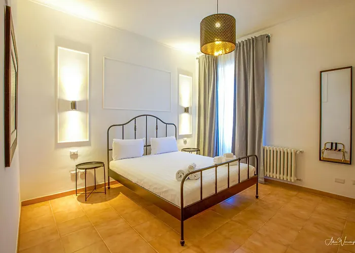 Magikrooms Colonna Appartement *